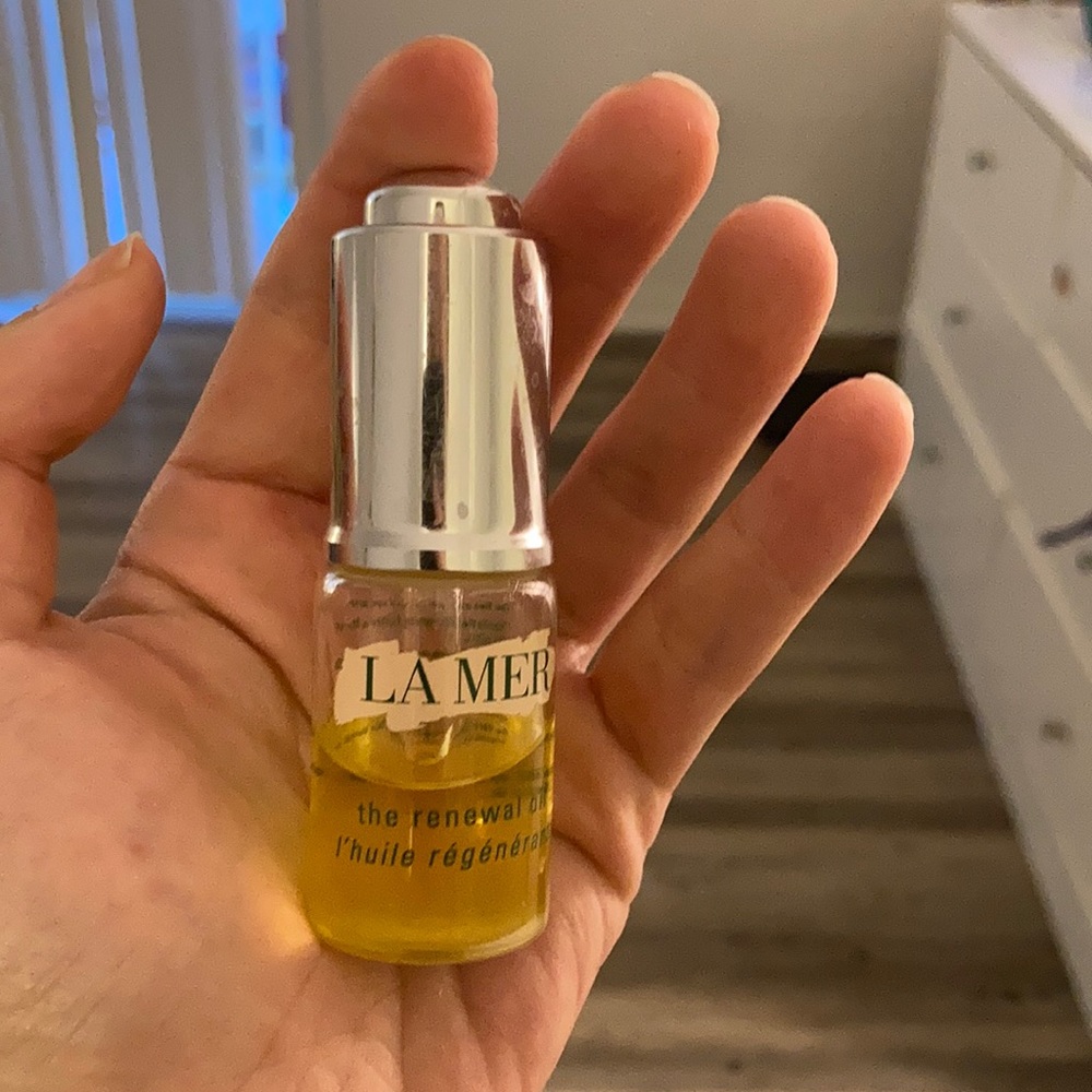 Face oil